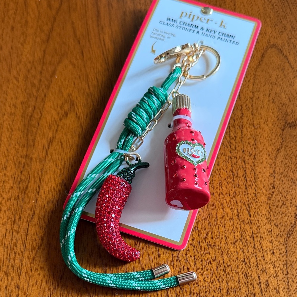 Piper K Hot Sauce and Chili Keychain/Bag Charm-NWT